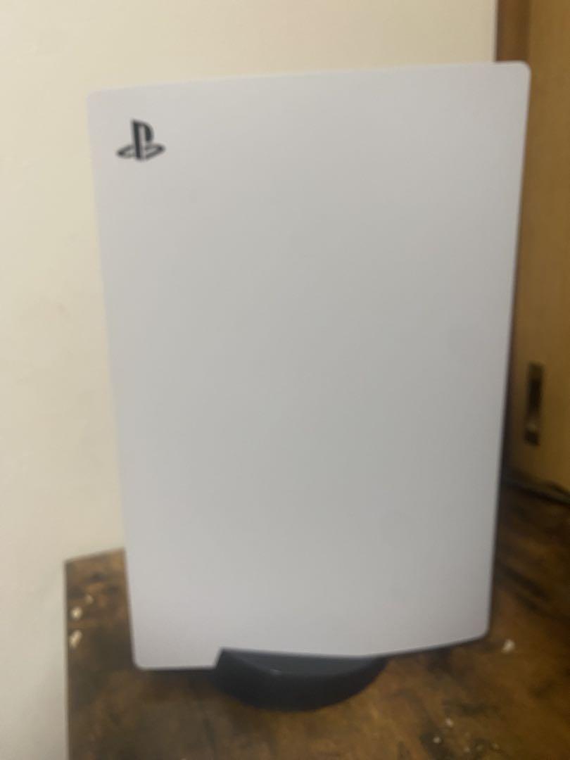 せなてゃ様専用　Sony Ps5 本体 コントローラー付き