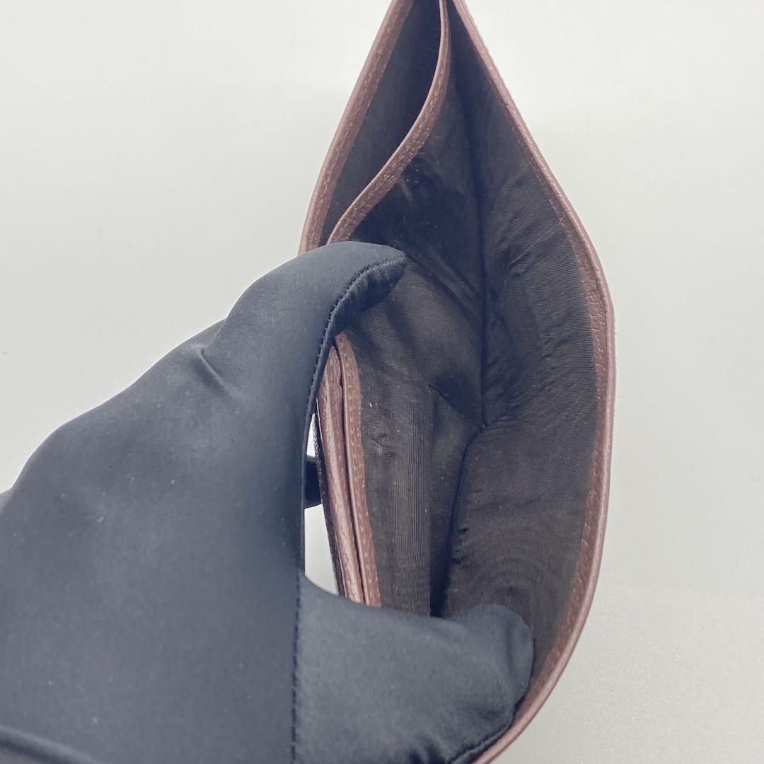 グッチ 二つ折り財布