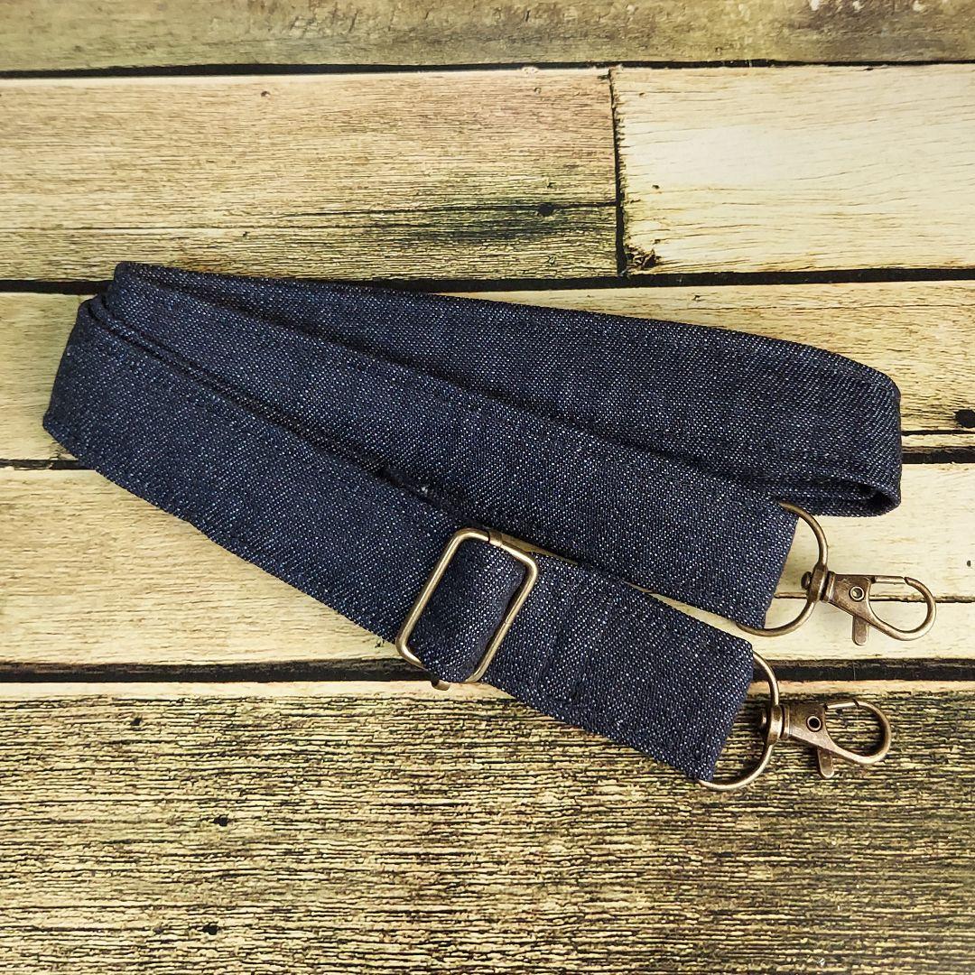 刺繍デニムバック　No.610　デニムリメイク　刺繍バック　丸いバック