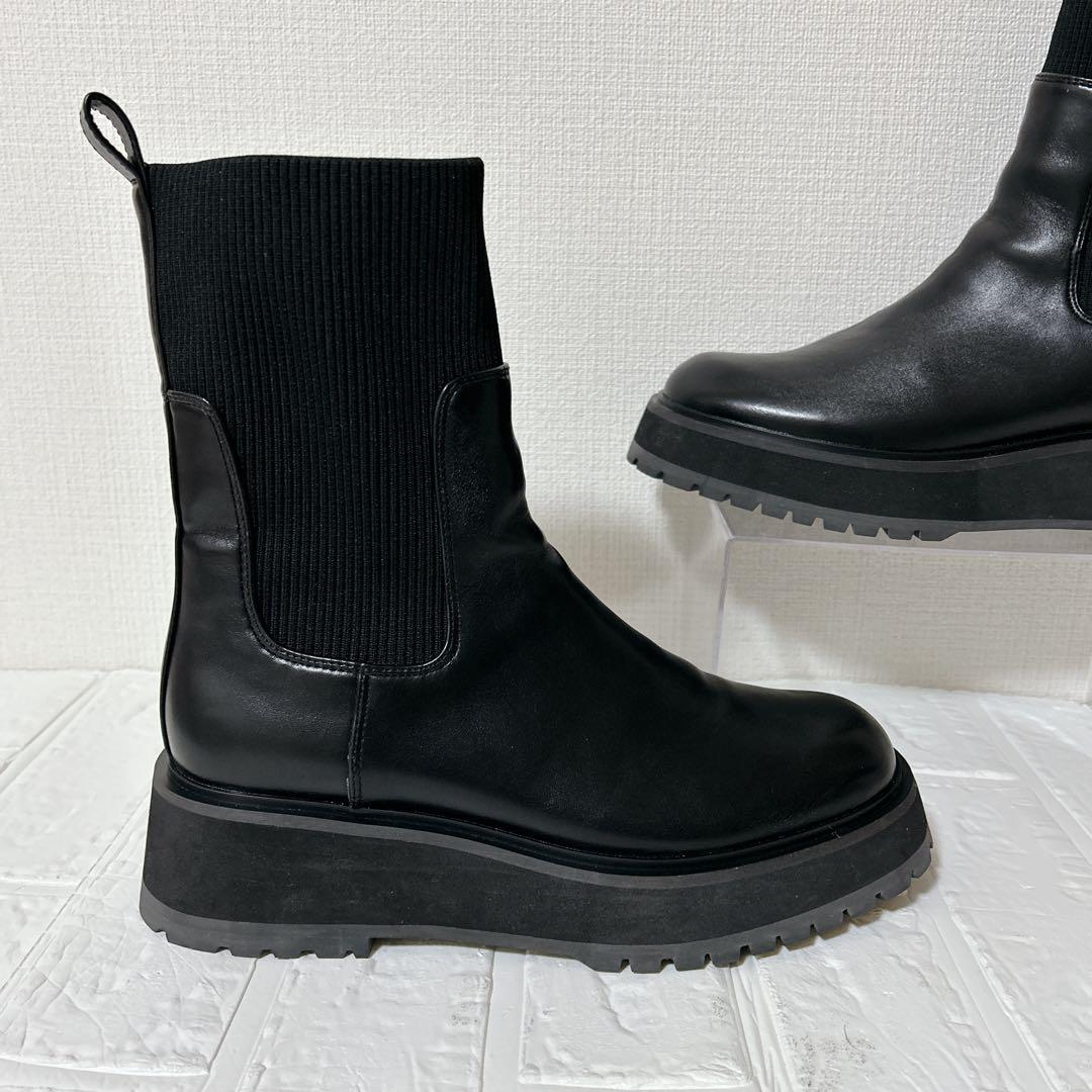 極美品【ルタロン】（24.5）アンクルリブトラックソールショートブーツ　ブラック