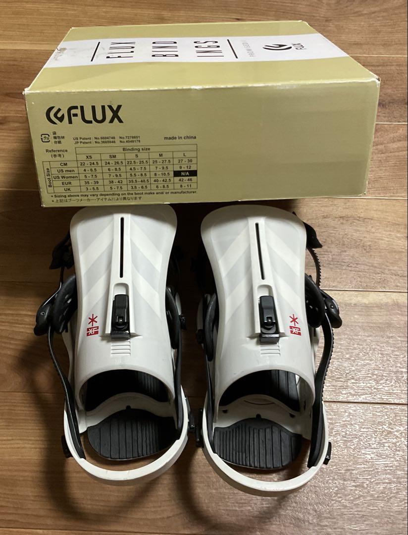 FLUX XFスノーボードビンディング ホワイト/ブラック