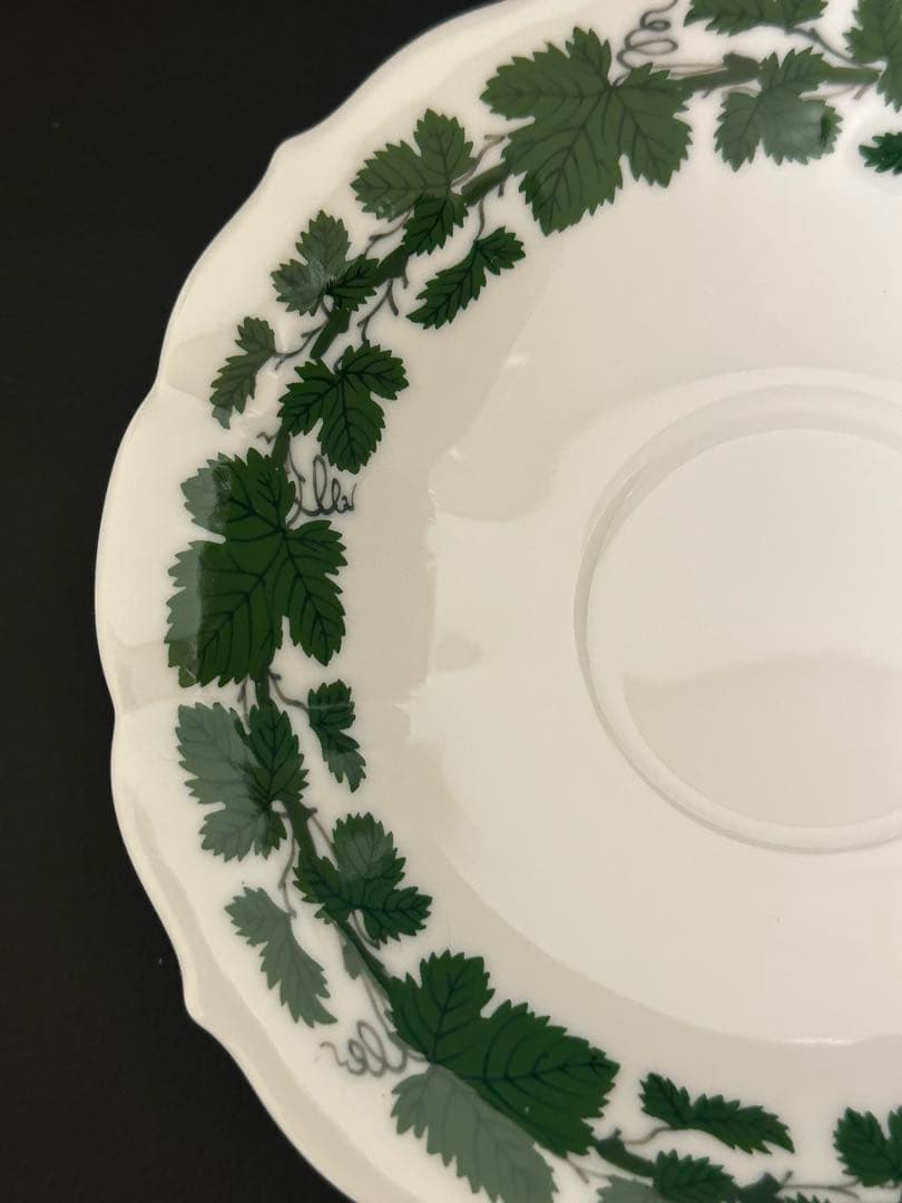 未使用品　マイセン　ヴァインリーフ　ティーカップ&ソーサー