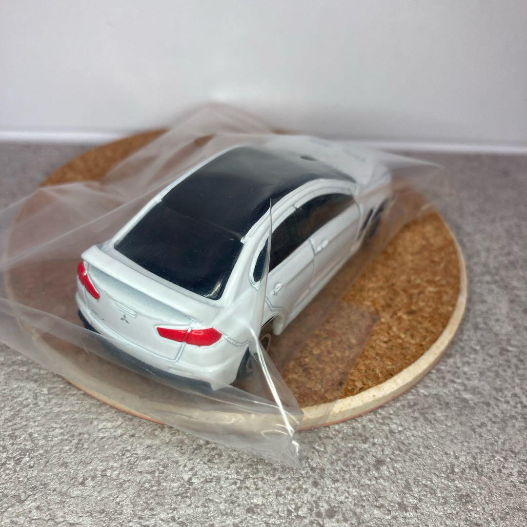 トミカ 三菱ランサーエボリューション ミニカー 4点セット（万引き防止シール） トミカ 三菱ランサーエボリューション ミニカー 4点セット