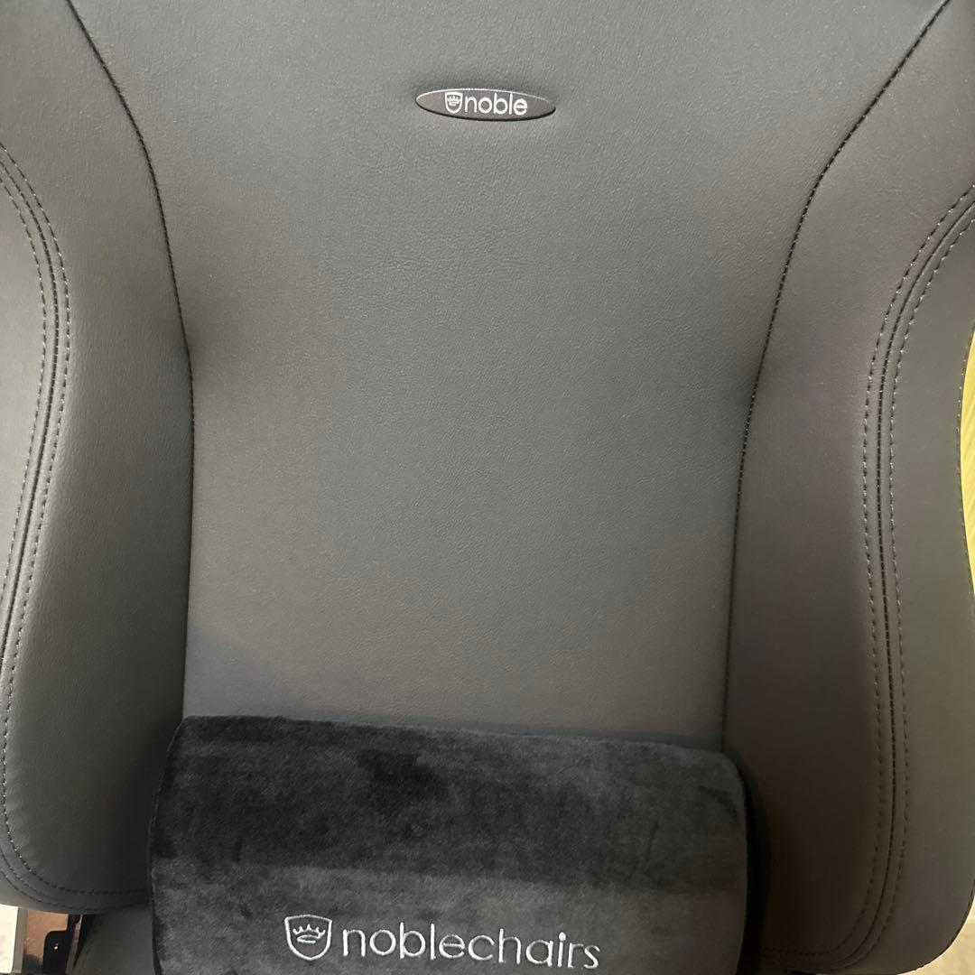 noblechairs