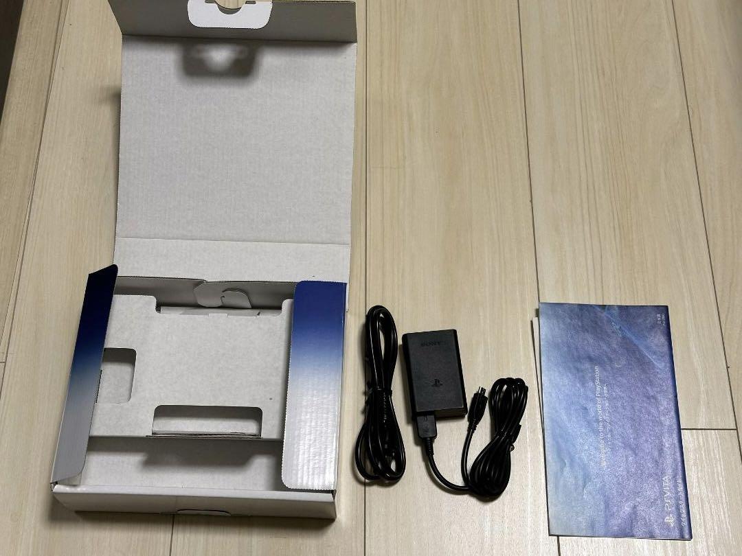 PSVITA PCH-2000 ZA15 ピンク/ブラック