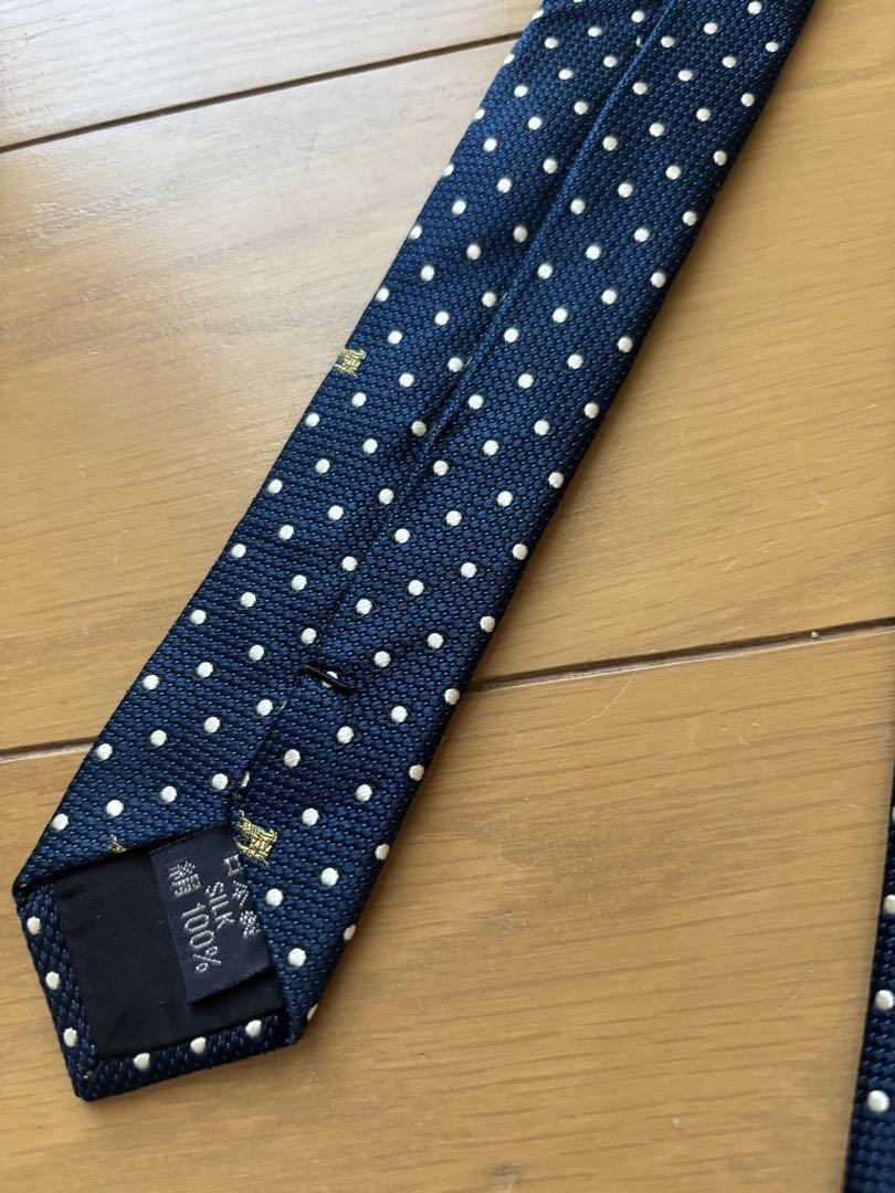 新品‼️バーバリー ネクタイ　ドット
