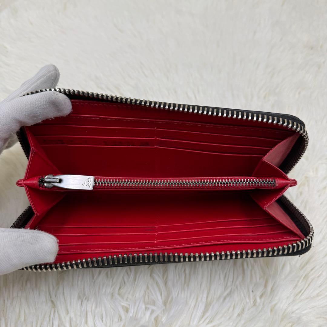 ✨人気✨ ルブタン 長財布 パネトーネ ラウンドジップ ブラック レザー ✨人気✨ ルブタン 長財布 パネトーネ ラウンドジップ ブラック レザー