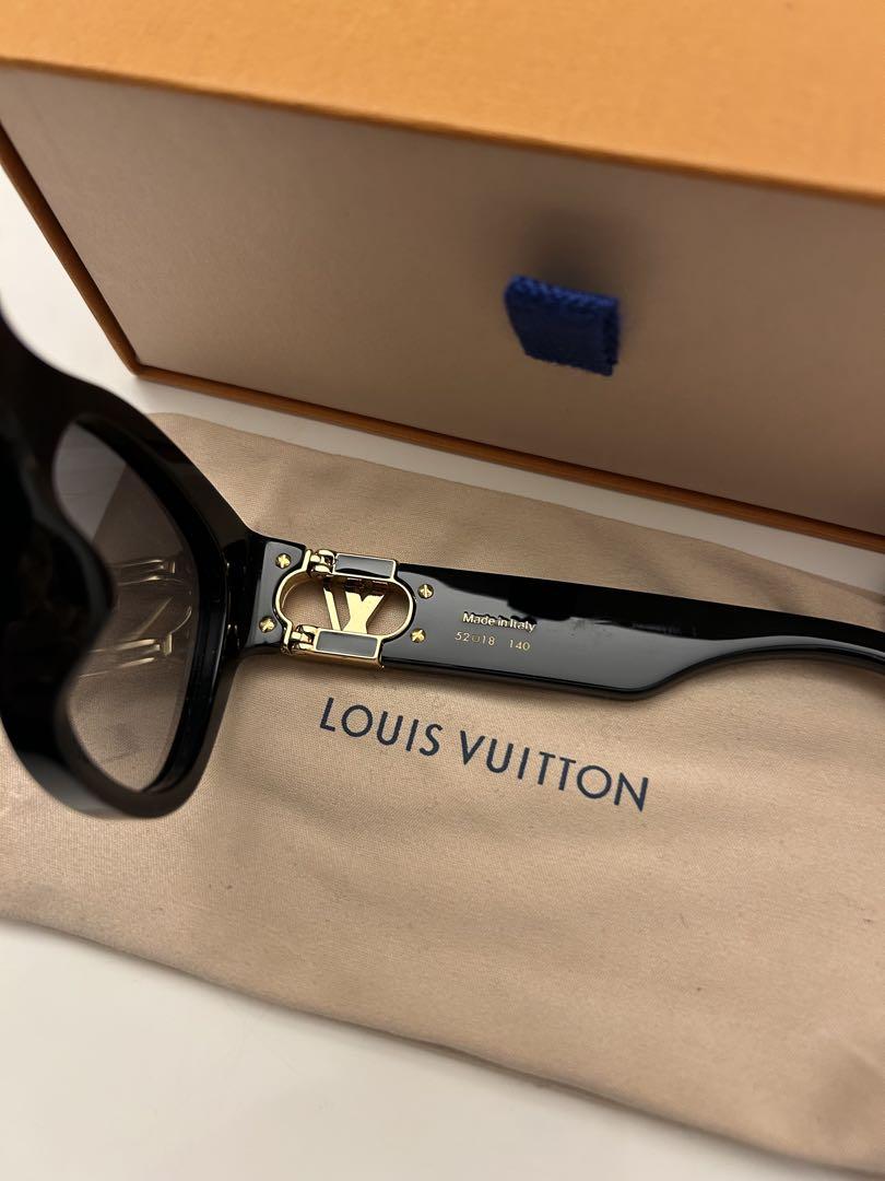 VUITTON ブラック