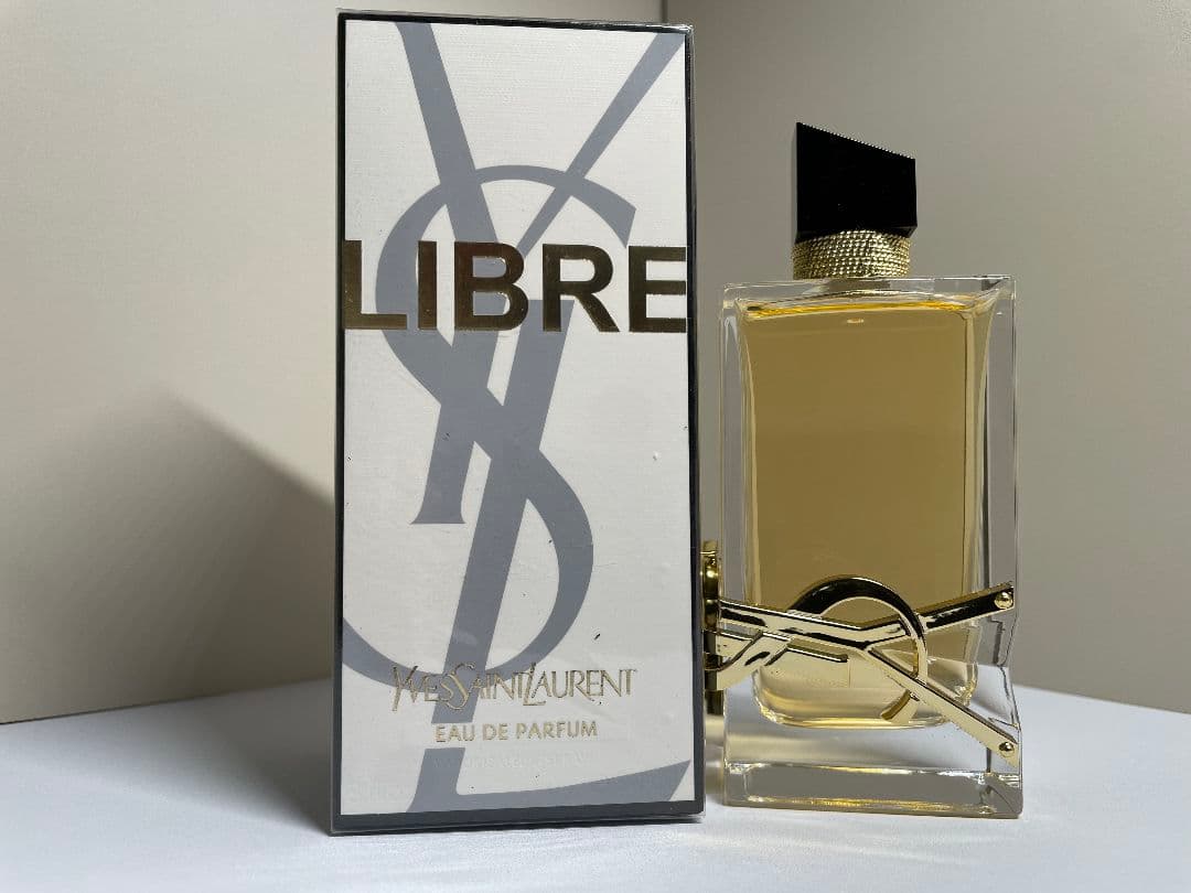 新品 イヴサンローラン リブレ オードパルファム EDP 90ml 香水