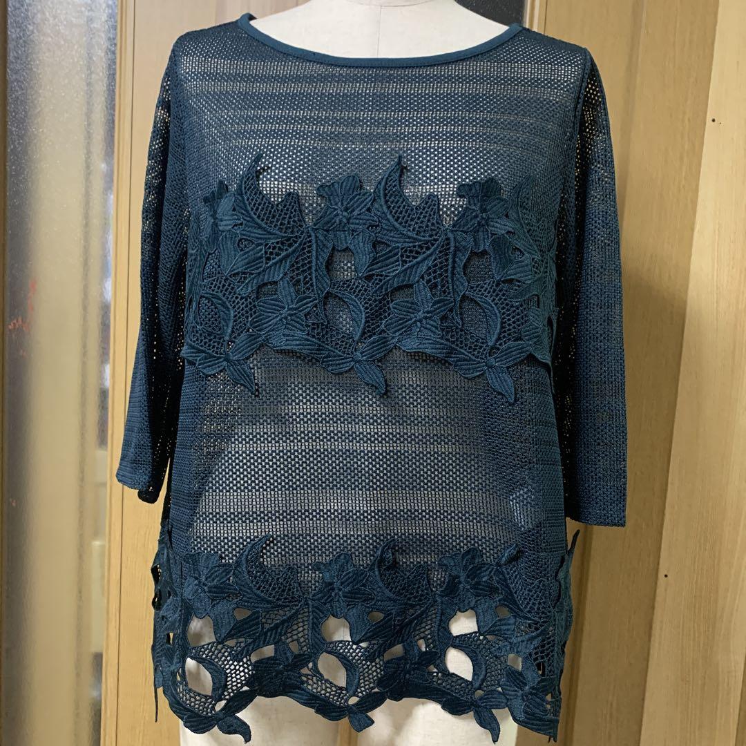 メッシュお花刺繍レースカットソー