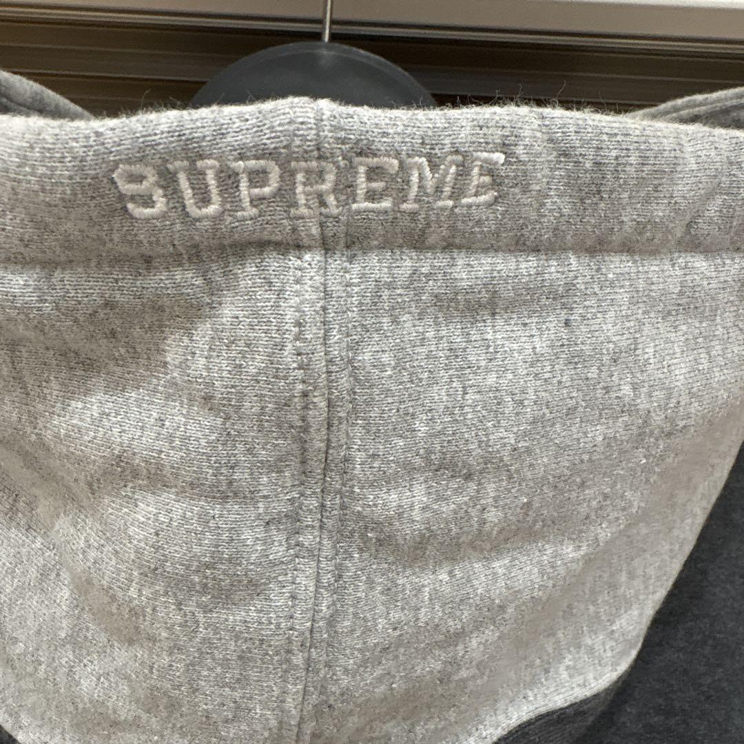 Supreme フード付きパーカー グレー/ブラック