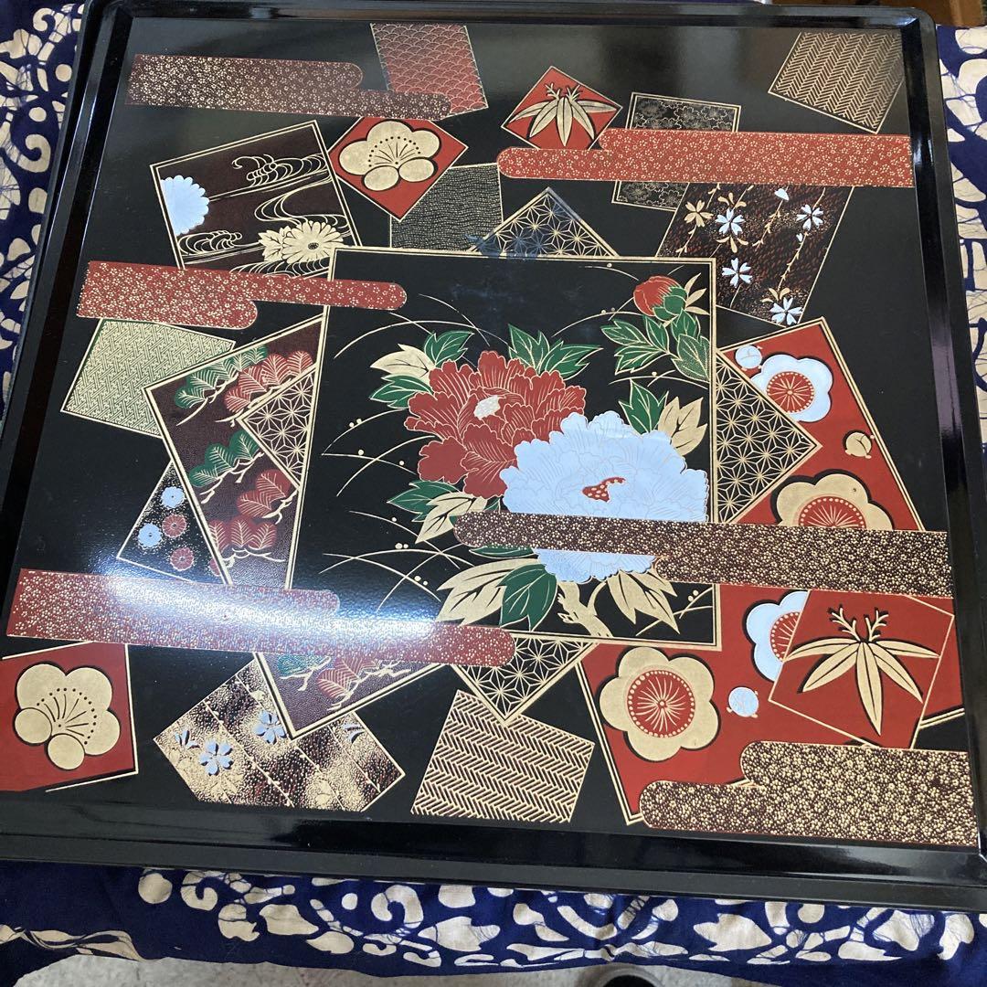古典柄お正月用に歳末感謝セール開始❣️塗りの器大です*\\(^o^)/*