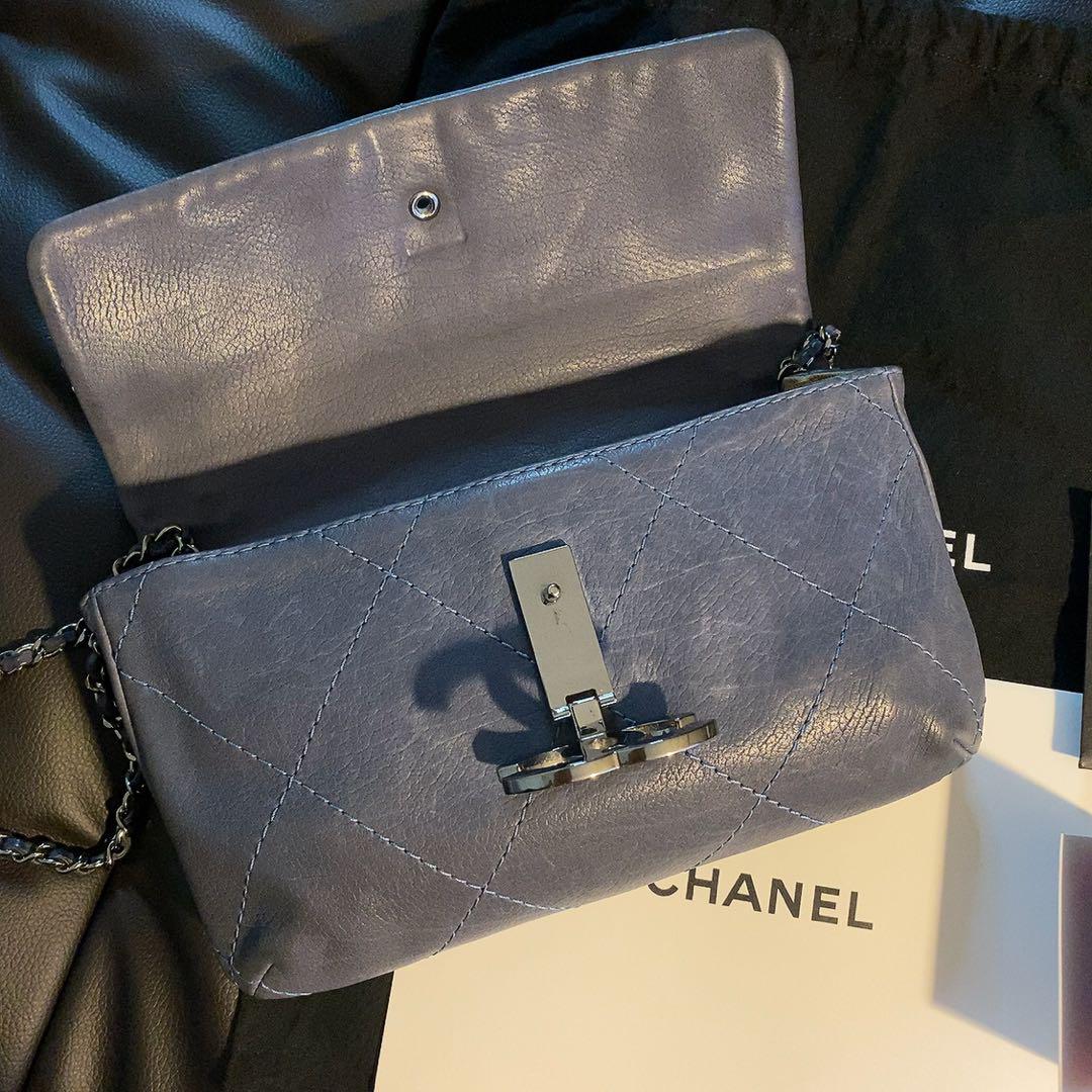Chanel ショルダーバッグ (斜め掛け可能!Gカード付き!) 画像12