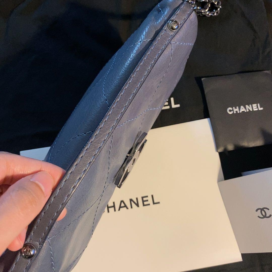 Chanel ショルダーバッグ (斜め掛け可能!Gカード付き!) 画像4