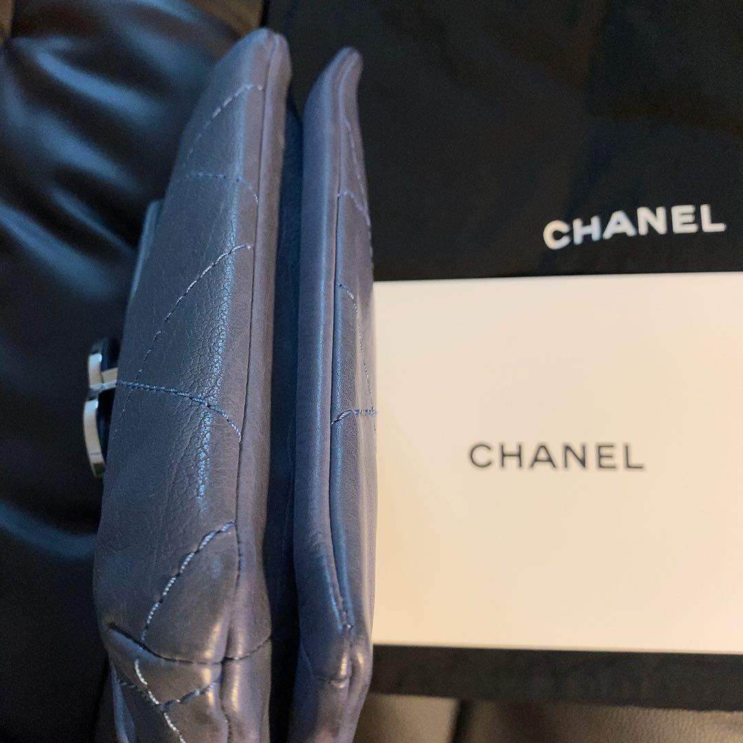 Chanel ショルダーバッグ (斜め掛け可能!Gカード付き!) 画像6