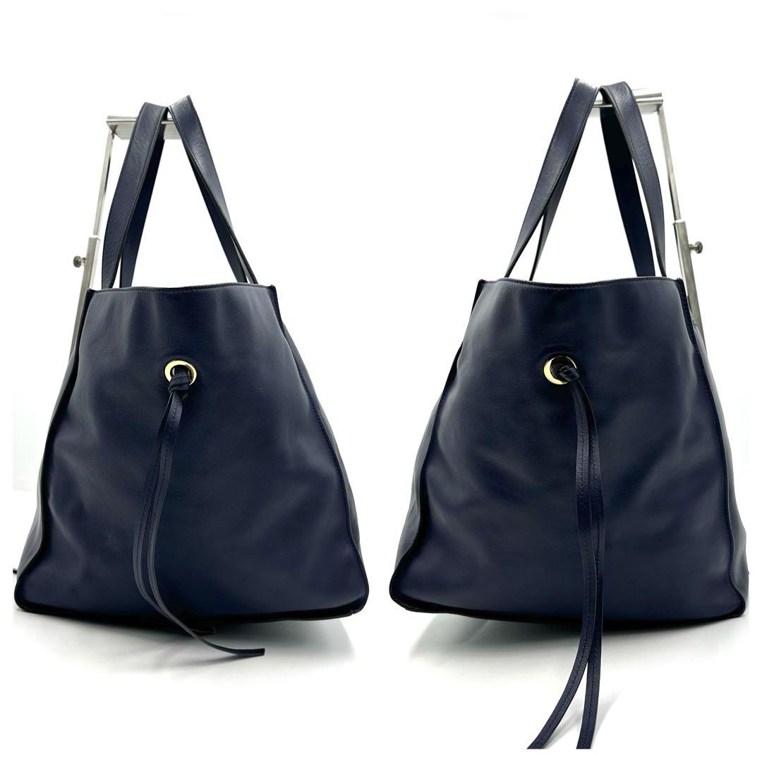 J&M Davidson ネイビーレザートートバッグ 極美品】J&M DAVIDSON ベル トートバッグ ネイビー レザー L