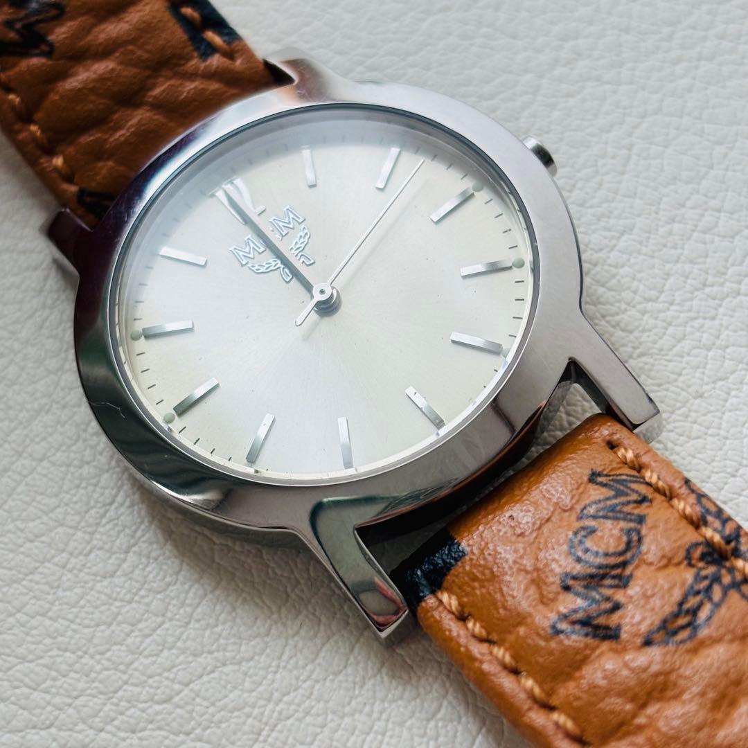 MCM ジバンシィ 腕時計 2本 セット 止まり ジャンク MCM ジバンシィ 腕時計 2本 セット 止まり ジャンク