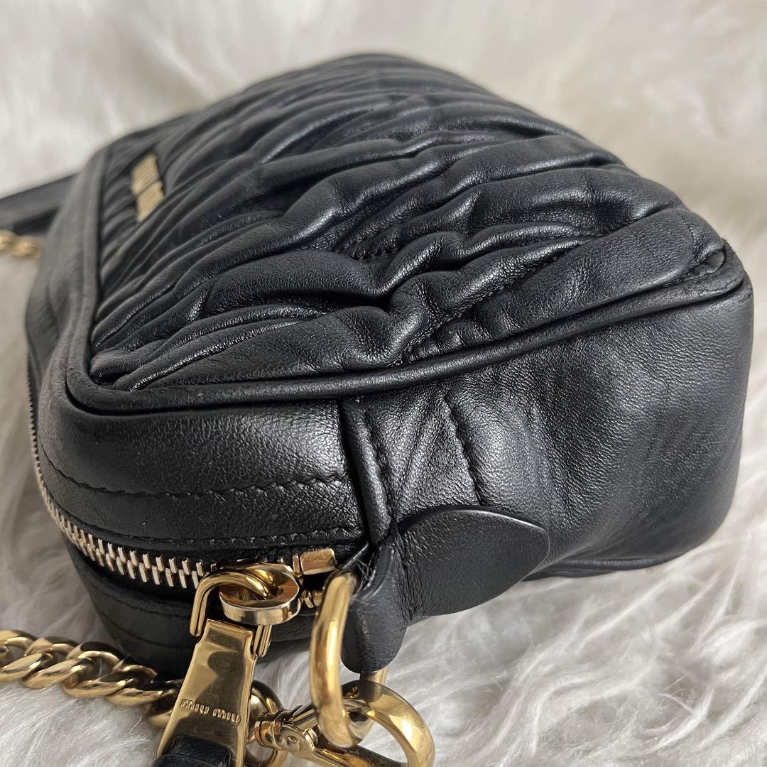 ✨美品✨　MIUMIU  マテラッセ ショルダーバッグ ブラック レザー
