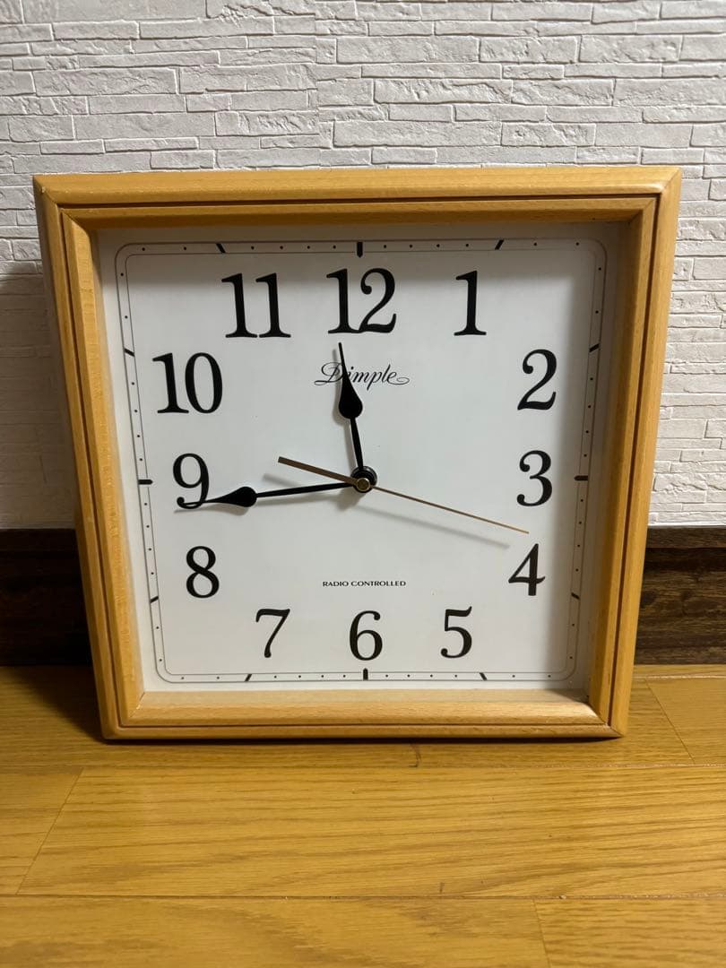 Dimple 電波壁掛け時計 RADIO CONTROLLED DRU864N - メルカリ