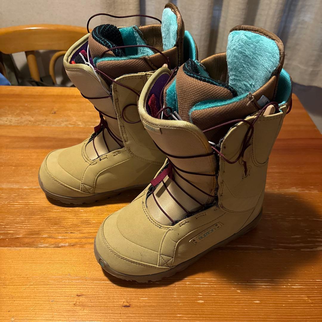 BURTON RITUAL レディーススノーボードブーツ 23.5 cm BURTON RITUAL レディーススノーボードブーツ 23.5 cm
