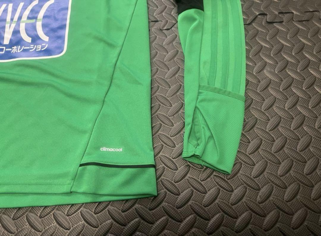 松本山雅　トレーニングトップ　adidas グリーン 長袖 スポーツウェア