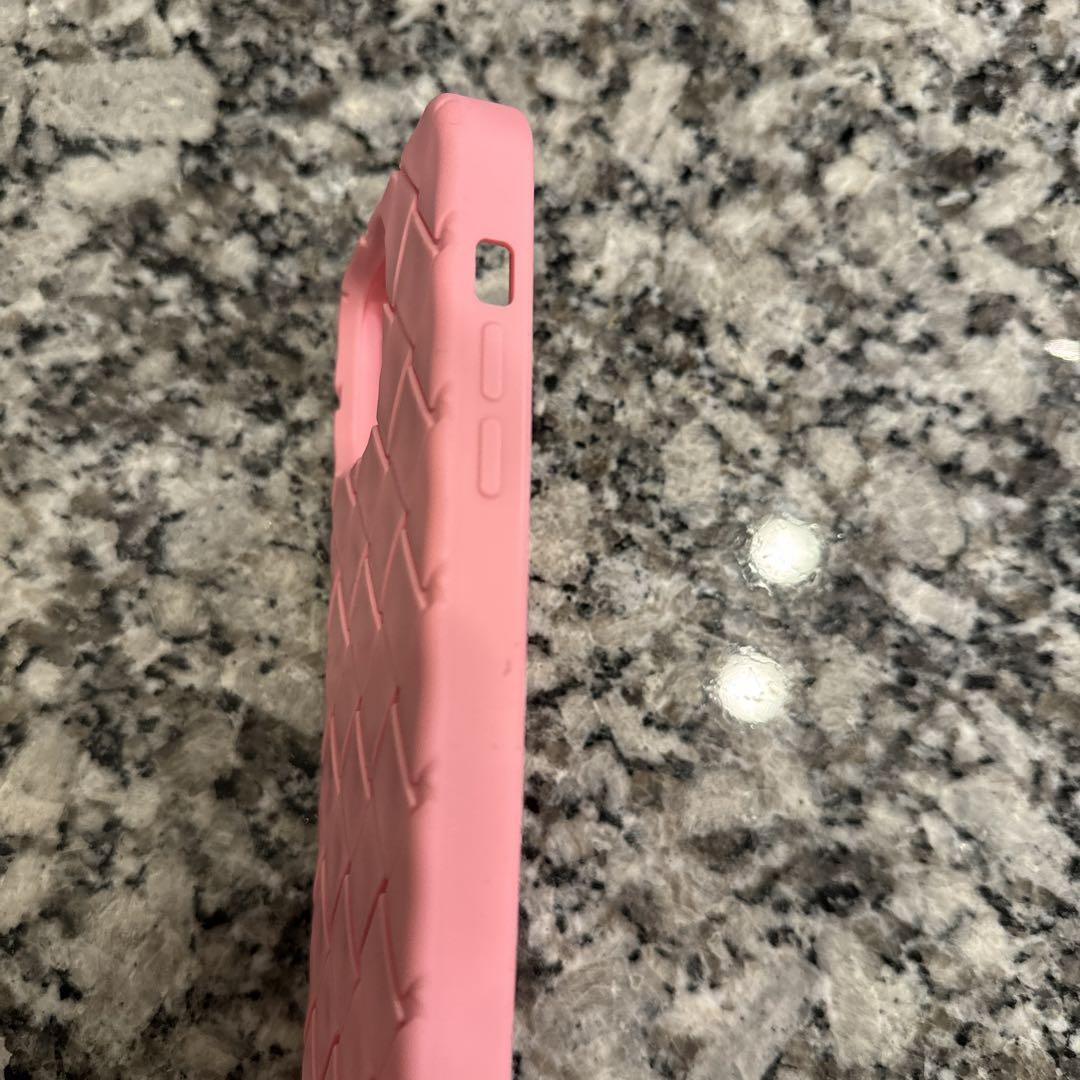 Bottega Veneta iPhone 14pro ケース ピンク Bottega Veneta Intrecciato iPhone 14 Pro Phone Case - Pink