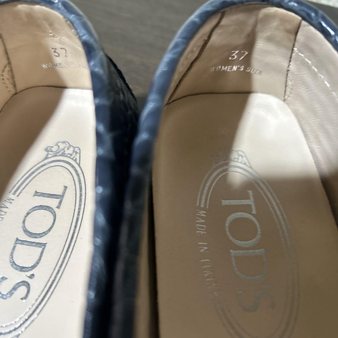 いいネット通販 - 全国送料無料でお届けします TOD'S クロコダイル風ローファー 37 ネイビー - メルカリ 靴