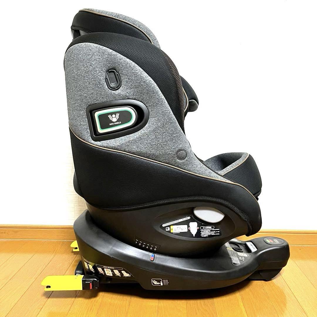 最上位モデル アップリカ クルリラプロテクト ISOFIX 360°セーフティ