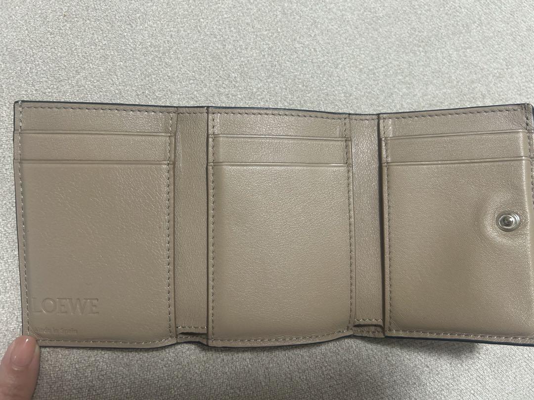 LOEWE ロエベ アナグラム トライフォールドウォレット財布 サンド