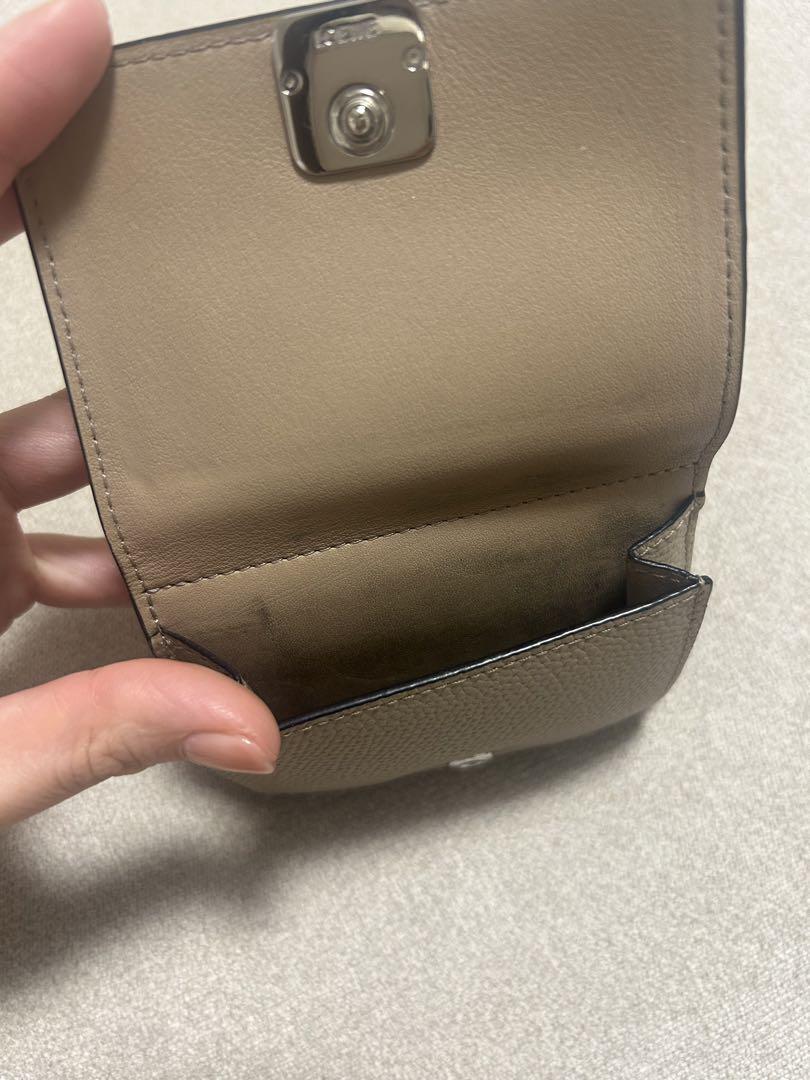 LOEWE ロエベ アナグラム トライフォールドウォレット財布 サンド