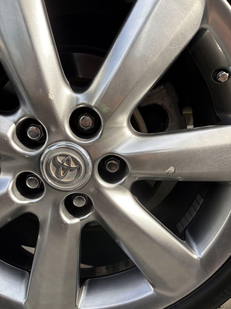 【神奈川県】週末限定価格225/45R18 レグノ付 クラウン純正 18インチ