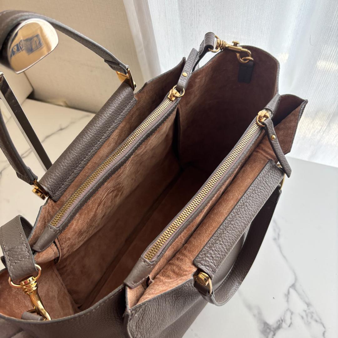 【美品】IACUCCI　本革2way　トートバッグ　グレージュ　イアクッチ