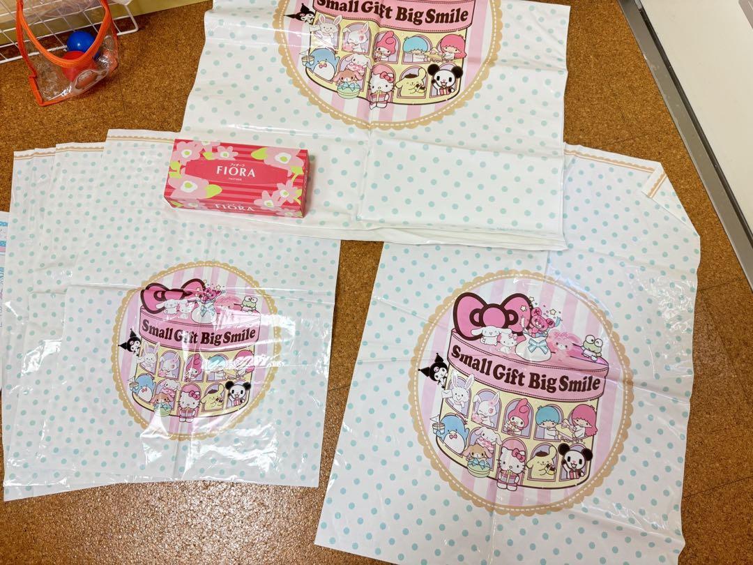 サンリオ　ショップ袋　限定ショッパー　ラッピング袋