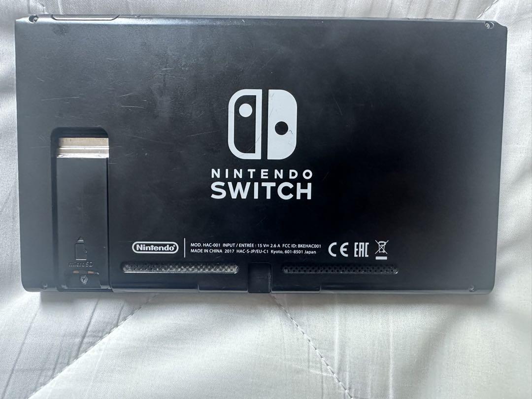 Nintendo Switch 本体 + ヘッドフォン
