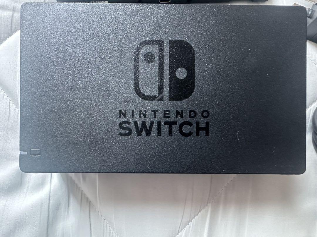 Nintendo Switch 本体 + ヘッドフォン