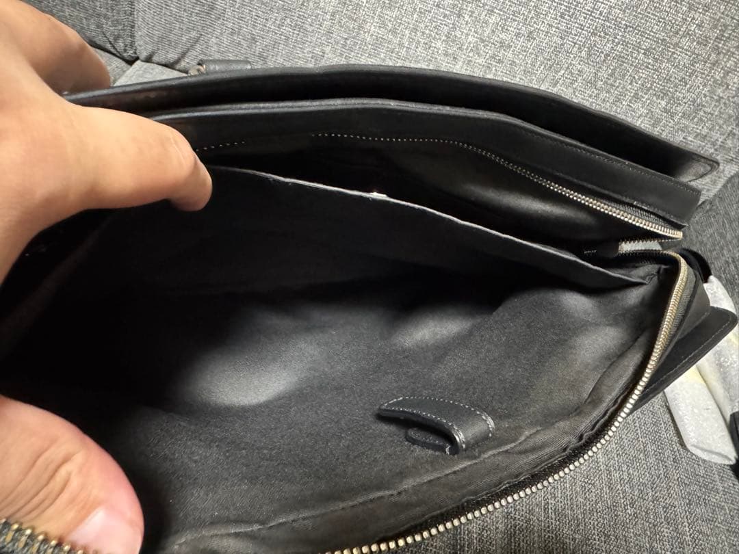 COACH ブラック レザービジネスバッグ COACH ブラック レザービジネスバッグ