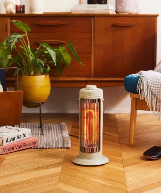 【新品未使用品】BRUNO カーボンヒーター Nostal Stove S