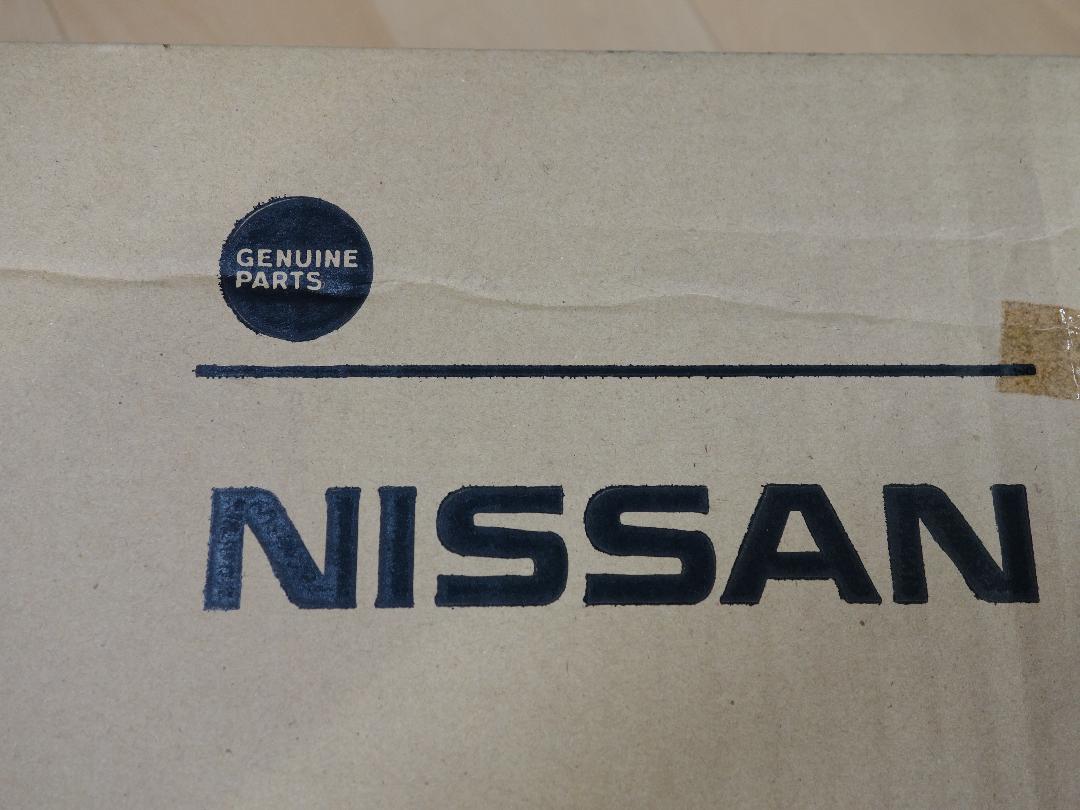 【日産純正】エクストレイル T31 前期 専用 フロントグリル（海外向け仕様）
