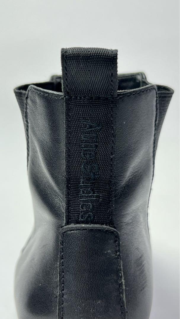 Acne Studios サイドゴアブーツ