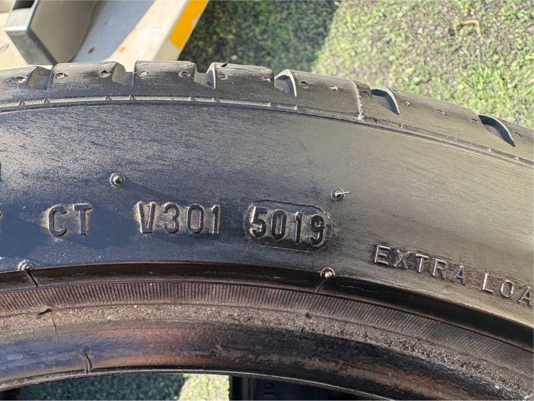 215/45R17 ピレリ　ドラゴンスポーツ