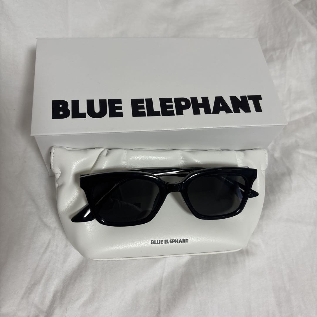小物 BLUE ELEPHANT