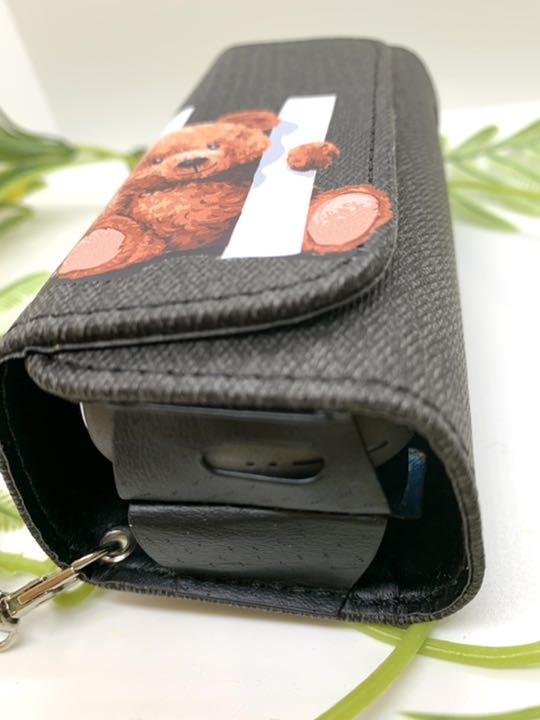 アイコス ilumaケースイルマ 専用ケース iqos .新柄 クマ黒➖88 - メルカリ アイコス ilumaケースイルマ 専用ケース iqos .新柄 クマ黒➖88 - メルカリ