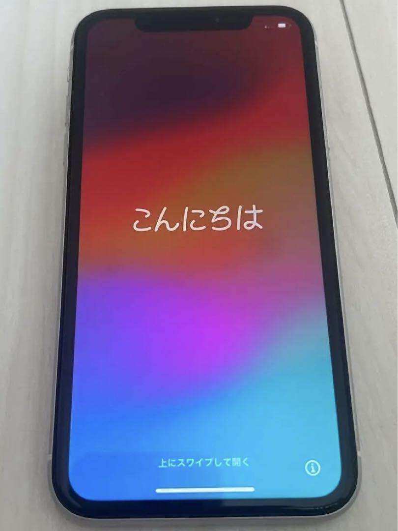 iPhone XR 128G ホワイト本体 docomo