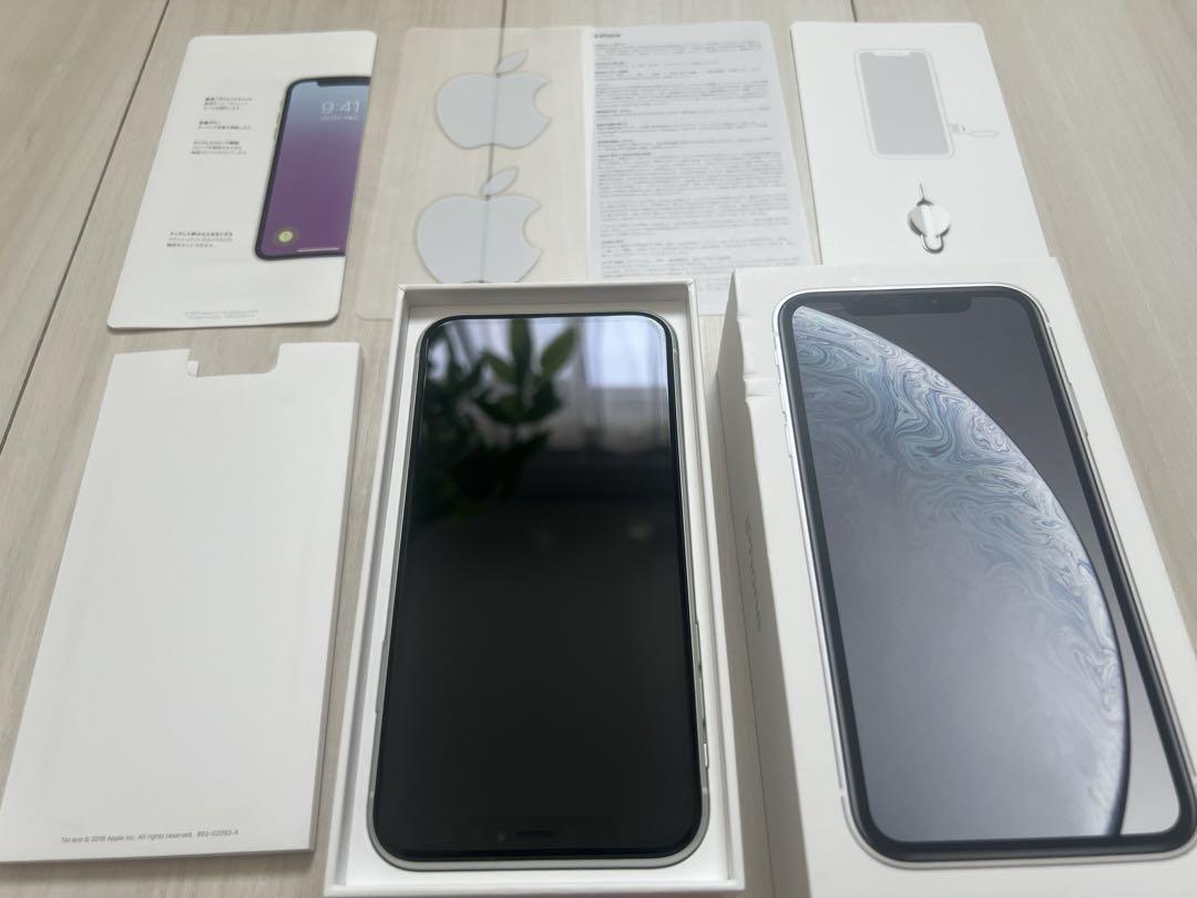 iPhone - iPhone XR 128G ホワイト Amazon.com: Apple iPhone XR, US Version, 128GB, White
