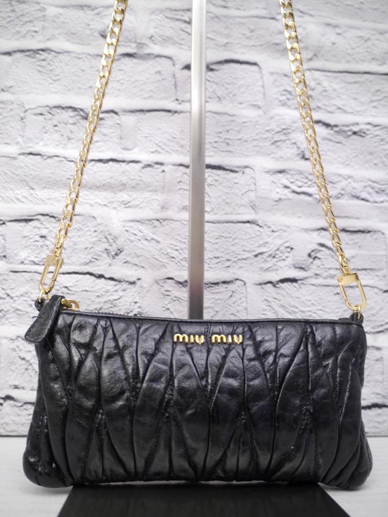 ◆ miu miu ミュウミュウ マトラッセ 2way ショルダー バッグ 黒金 ◆ miu miu ミュウミュウ マトラッセ 2way ショルダー バッグ 黒金