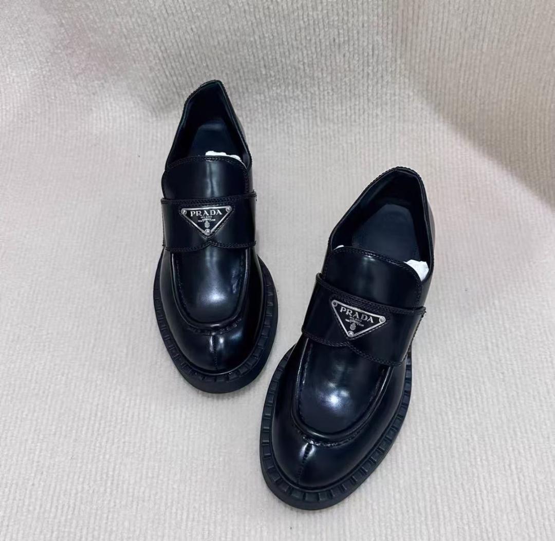 プラダ ブラック ローファー 厚底 23.5cm