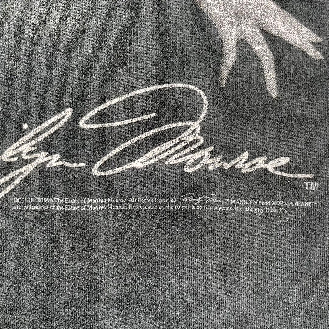 黒L・Marilyn