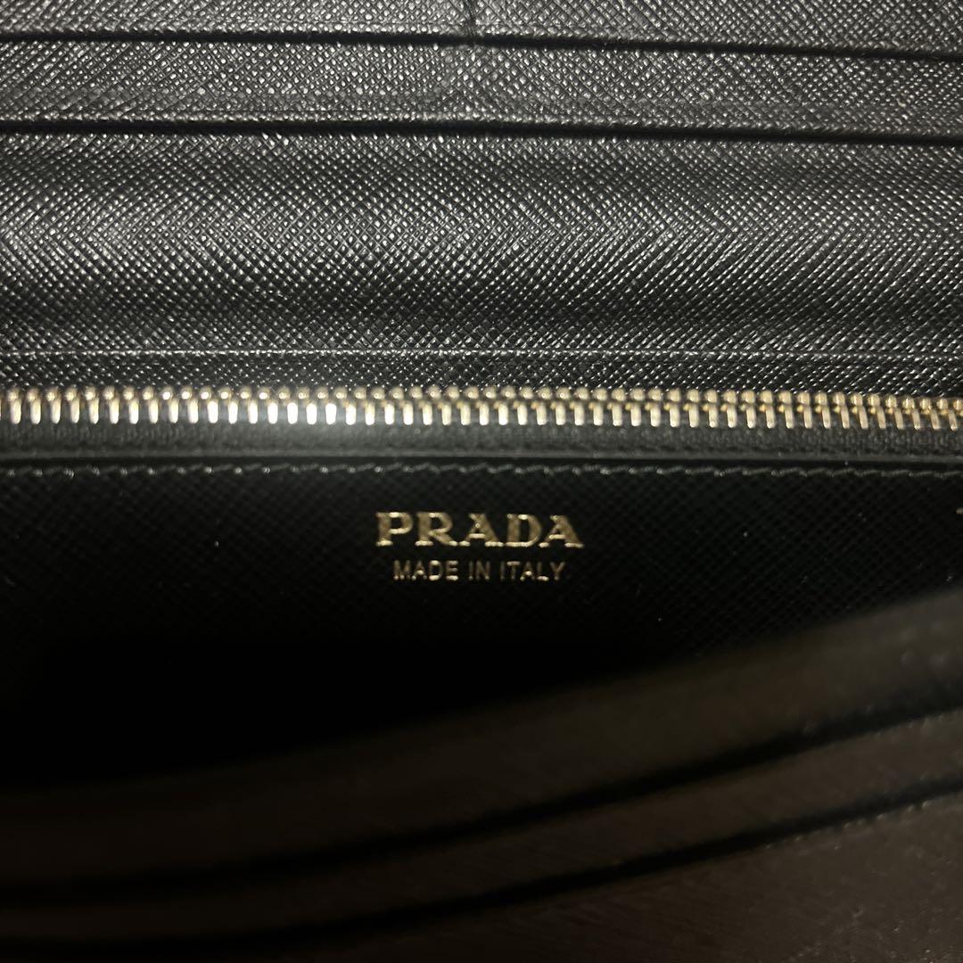 PRADA ブラックレザー 長財布 リボン付き
