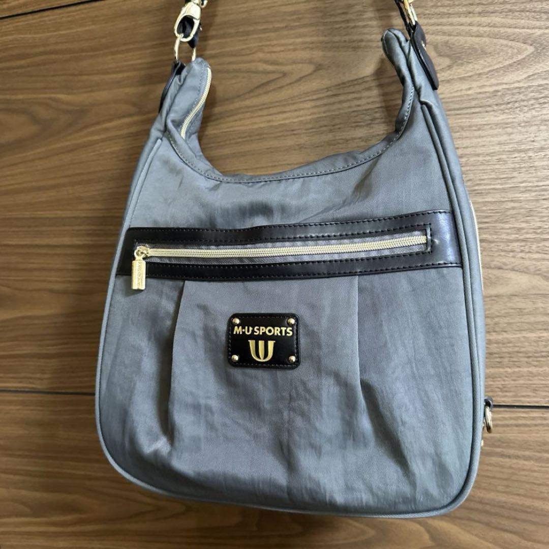 新品・未使用☆M.Uスポーツ☆ バック リュック グレー