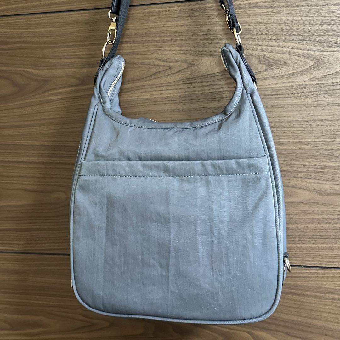 新品・未使用☆M.Uスポーツ☆ バック リュック グレー